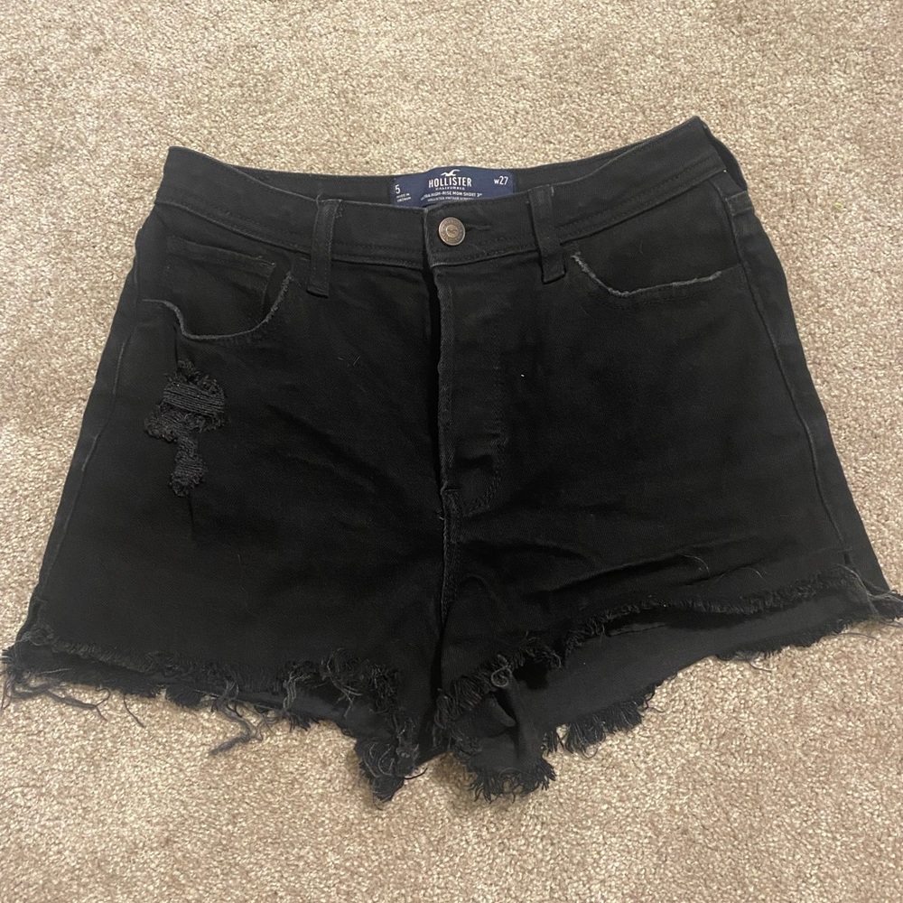 Ultra high-rise Hollister mom shorts